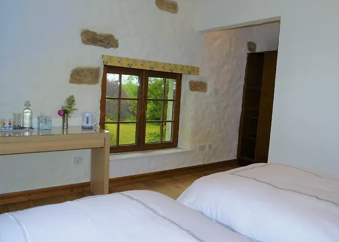 The Coachhouse @ Kingsfort House Guest house