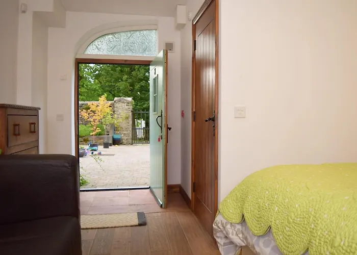 The Coachhouse @ Kingsfort House 3*