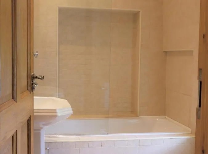 The Coachhouse @ Kingsfort House Guest house 3*